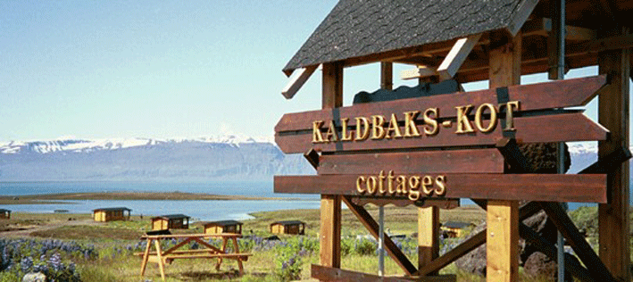 Entering Kaldbaks-kot cottages Husavik